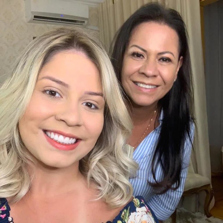 Dona Ruth, Mãe de Marília Mendonça, Sofre Acidente de Carro em São Paulo